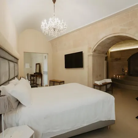 Palazzo Del Duca Hotel & Restaurant Matera Exterior photo